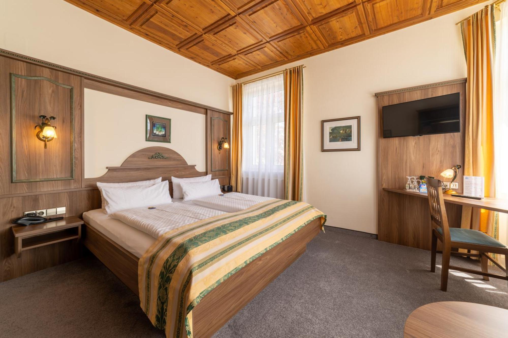 Hotel Schoengarten Garni Λιντάου Εξωτερικό φωτογραφία
