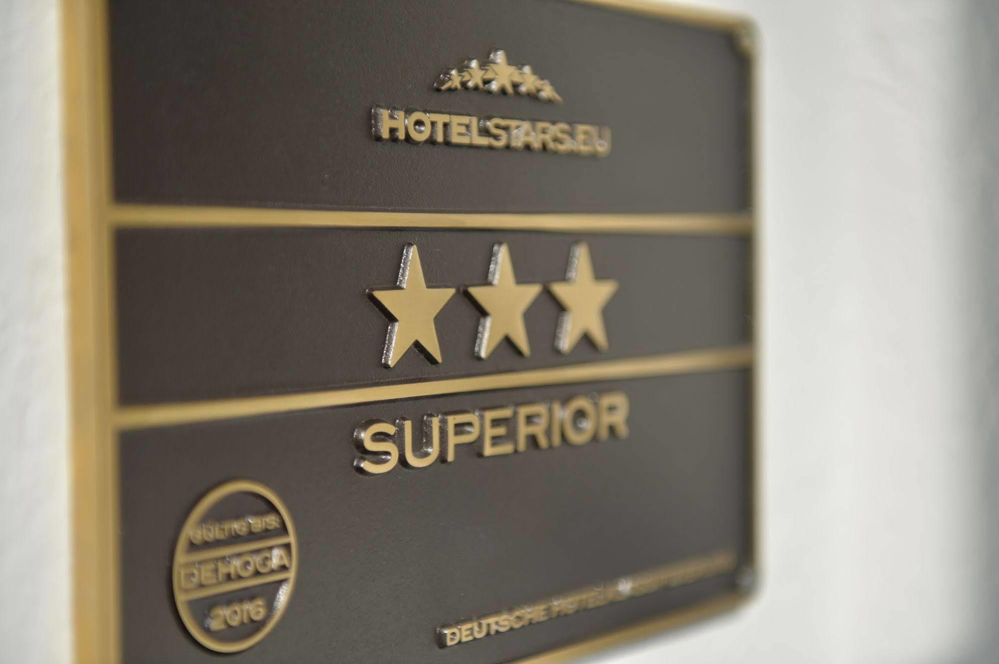 Hotel Schoengarten Garni Λιντάου Εξωτερικό φωτογραφία